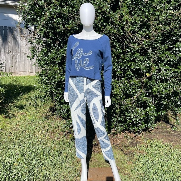 Akira Tapered Leg Printed Cropped Relaxed Fit Trousers - Picture 2 of 9